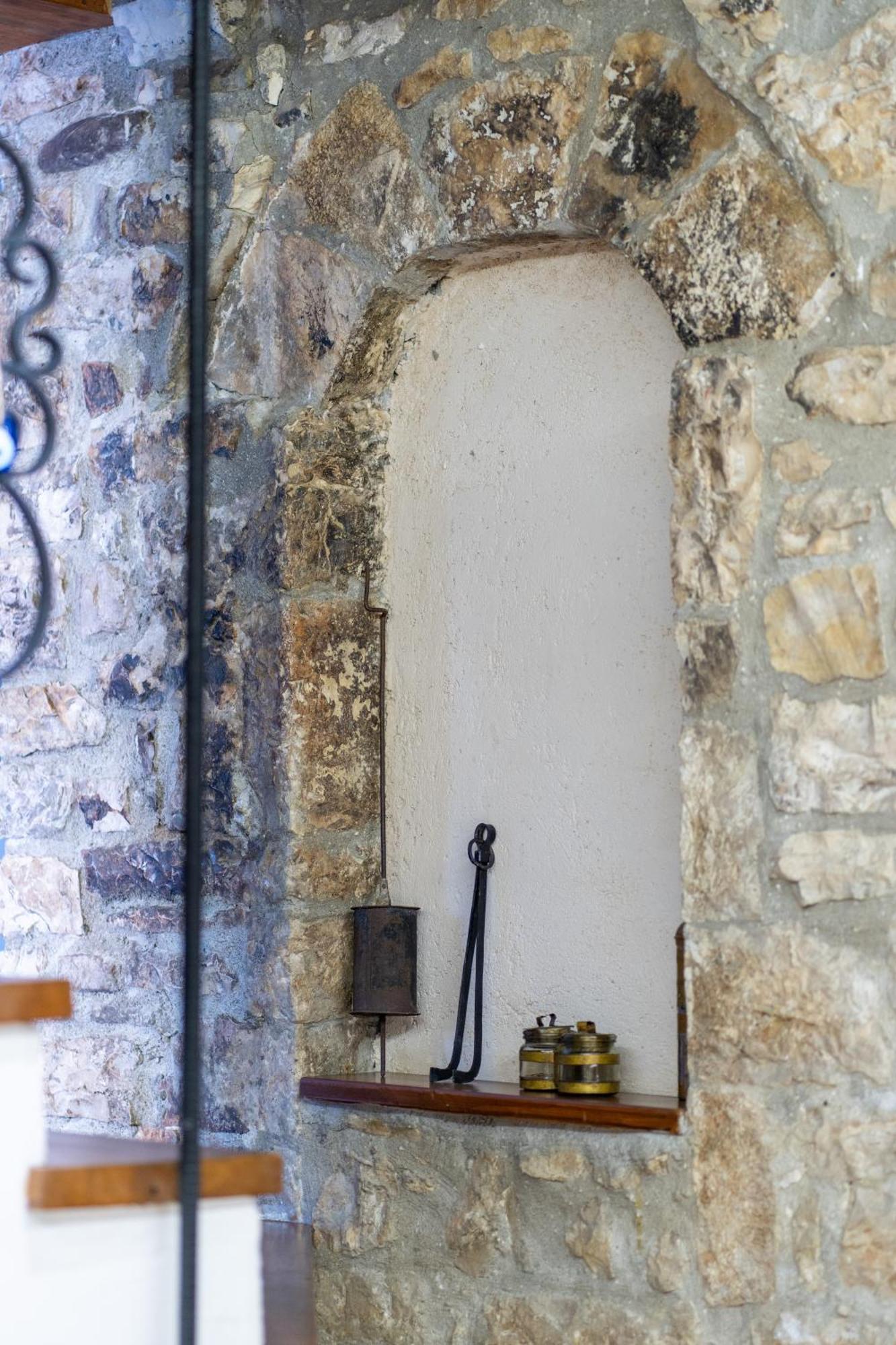 The Well House - Unesco Berat Exterior photo