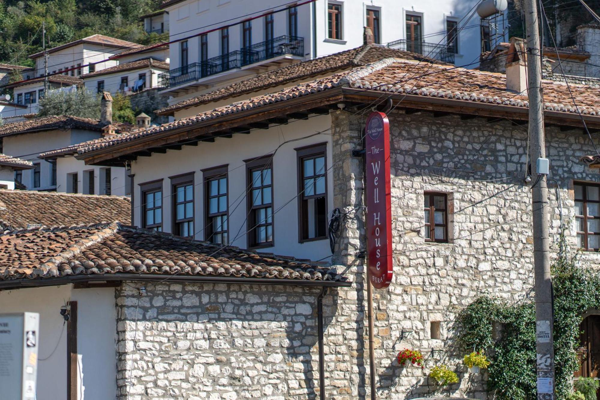 The Well House - Unesco Berat Exterior photo